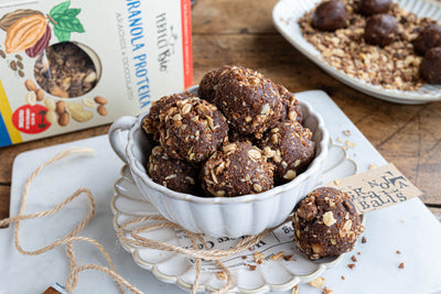 GRANOLA BALL ARACHIDI E CIOCCOLATO